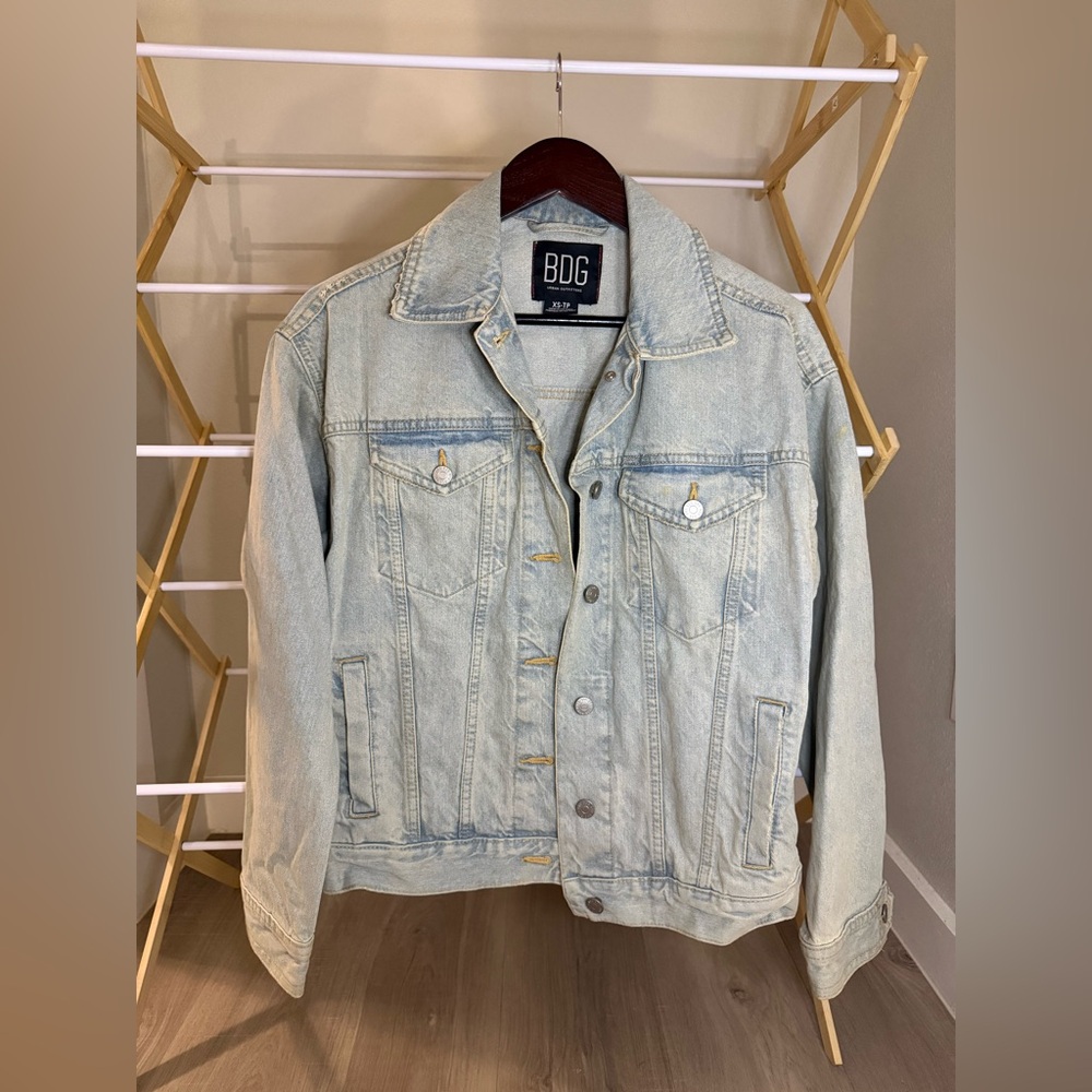 BDG Women’s Light Blue Denim Jacket